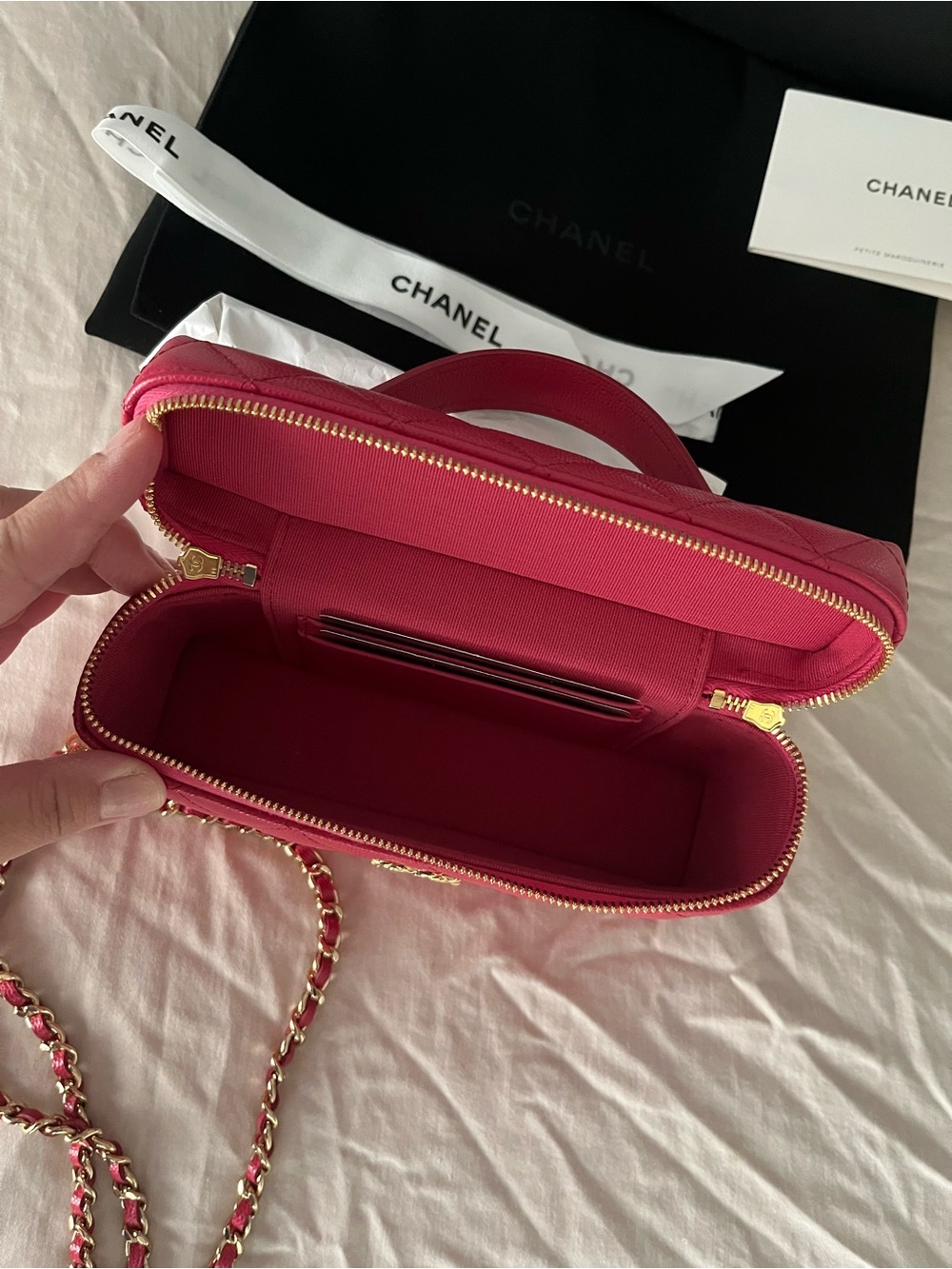 Chanel Slim Vanity Bag in Pink Caviar - Picture 2 of 2